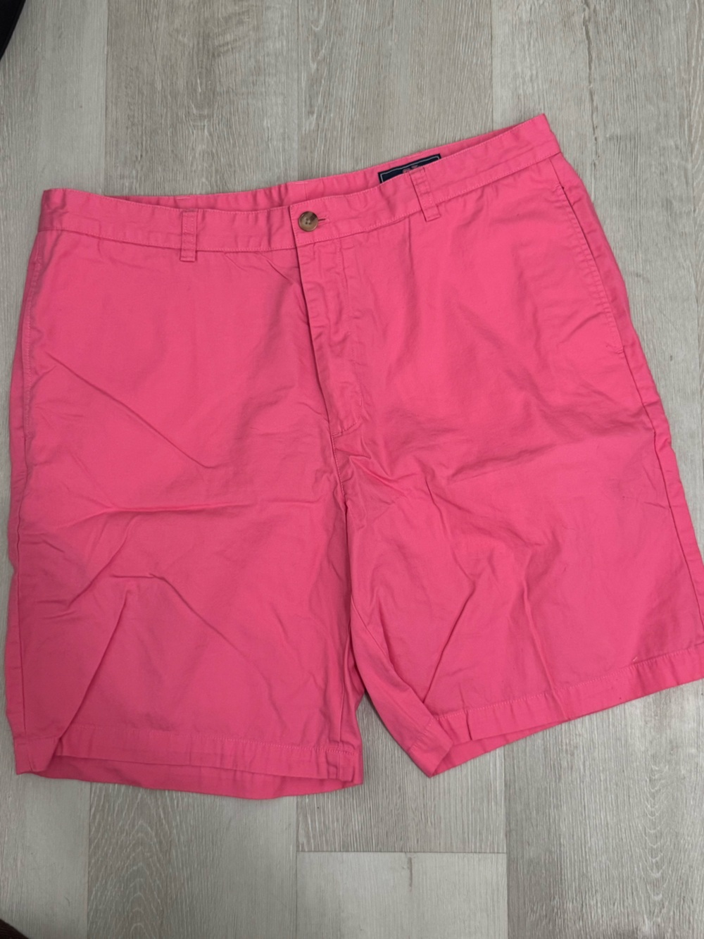 Vineyard Vines Men's Bright Pink Flat-Front Shorts